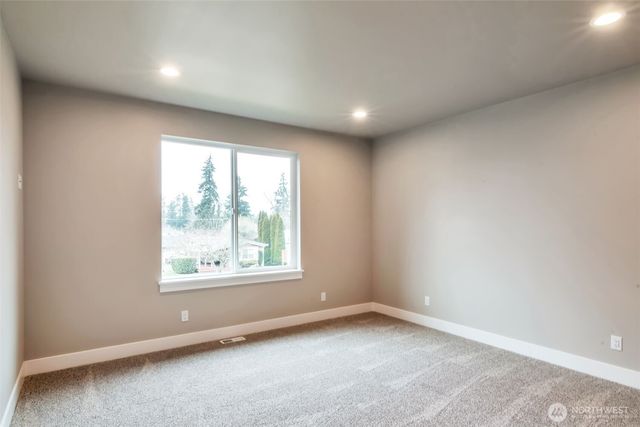 4940 Johnson Street NW, Bremerton, WA 98311