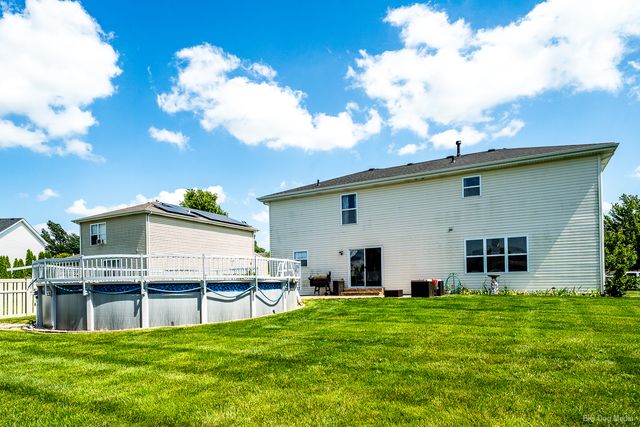 1516 Saddle Run Lane, Beecher, IL 60401