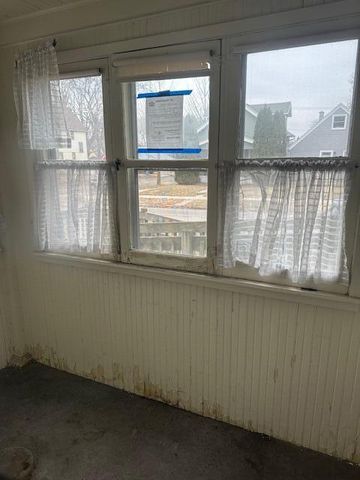 207 S 73rd STREET, Milwaukee, WI 53214