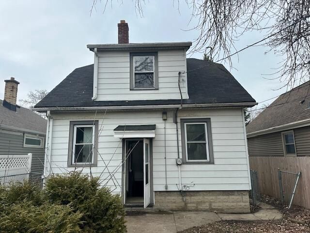 207 S 73rd STREET, Milwaukee, WI 53214