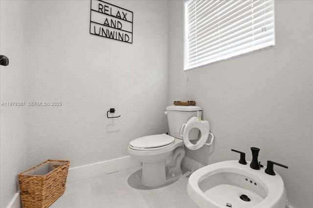 15931 SW 61st Lane, Miami, FL 33193