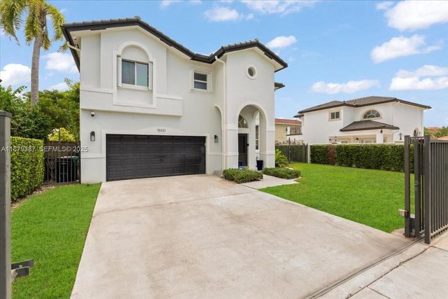 15931 SW 61st Lane, Miami, FL 33193