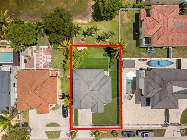 15931 SW 61st Lane, Miami, FL 33193