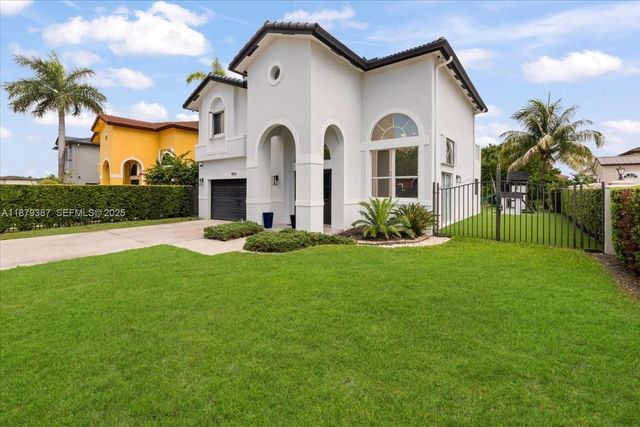 15931 SW 61st Lane, Miami, FL 33193