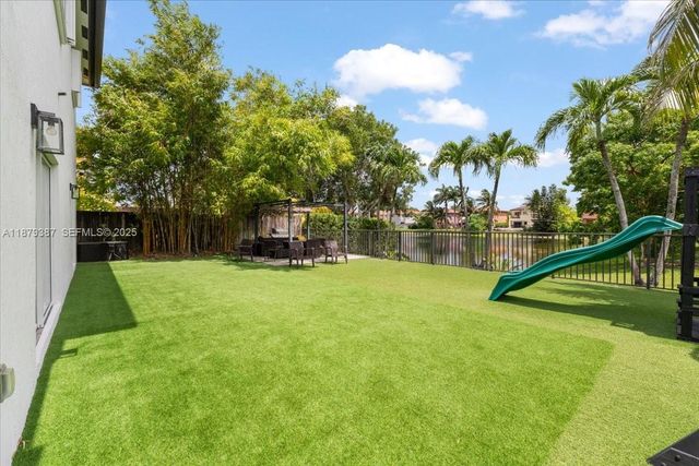 15931 SW 61st Lane, Miami, FL 33193