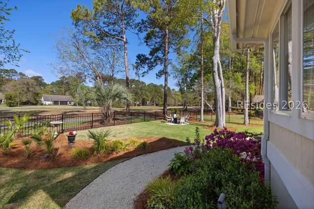 28 Fairway Dr, Bluffton, SC 29910