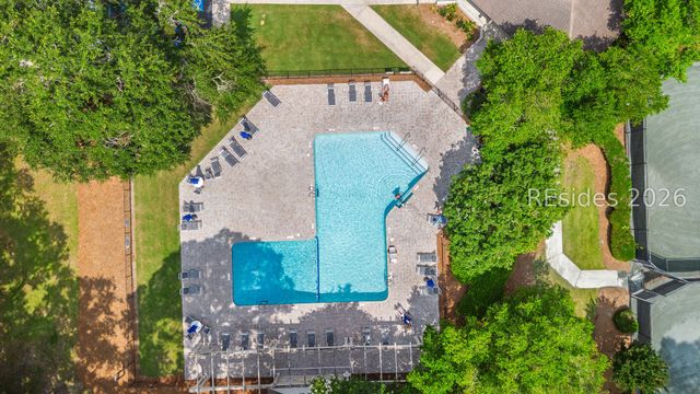 28 Fairway Dr, Bluffton, SC 29910