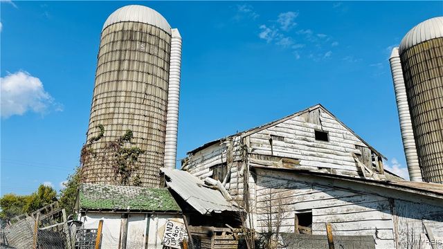 8900 Lockport Road, Niagara, NY 14304