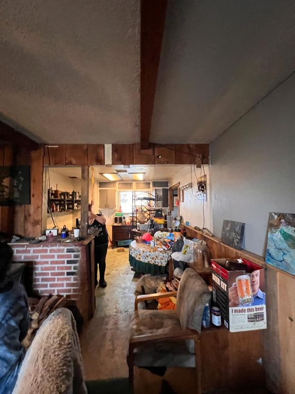 Image 7 of property listing at 17160 N Waldby Avenue, Friant, CA 93626