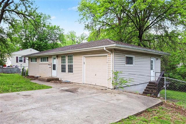 5324 Hunter Street, Raytown, MO 64133