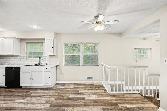 5324 Hunter Street, Raytown, MO 64133