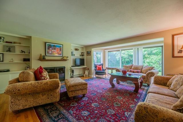 55 Uphill Road, Landgrove, VT 05148