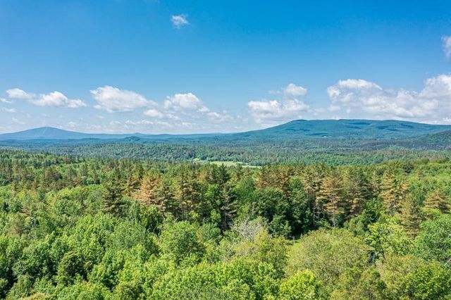 55 Uphill Road, Landgrove, VT 05148