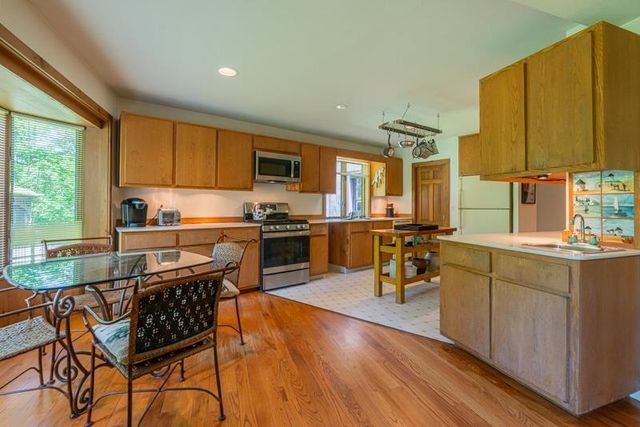 55 Uphill Road, Landgrove, VT 05148