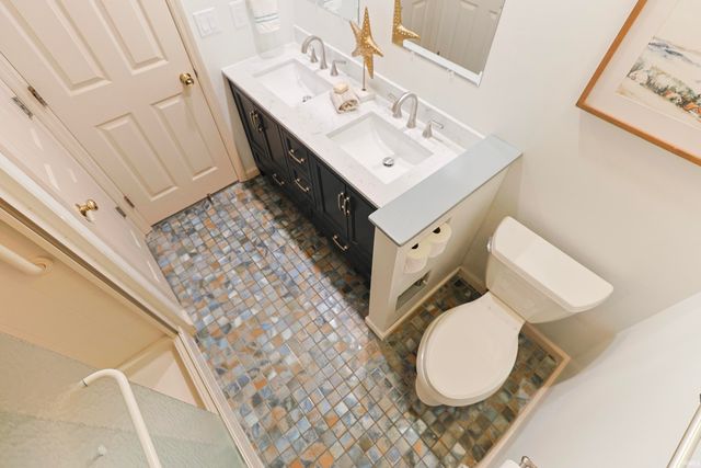 50787 Heather Hill Lane, Granger, IN 46530