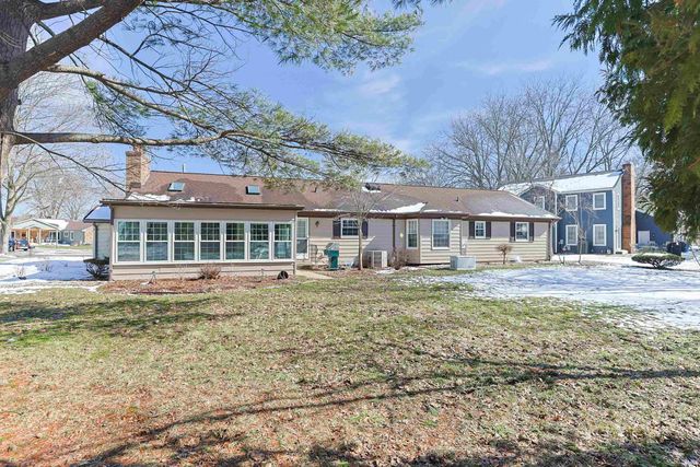 50787 Heather Hill Lane, Granger, IN 46530