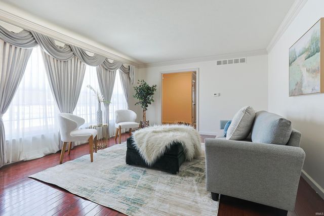 50787 Heather Hill Lane, Granger, IN 46530