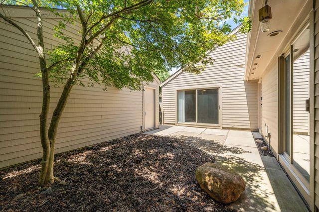 5774 Strathmore Lane, 31, Dublin, OH 43017