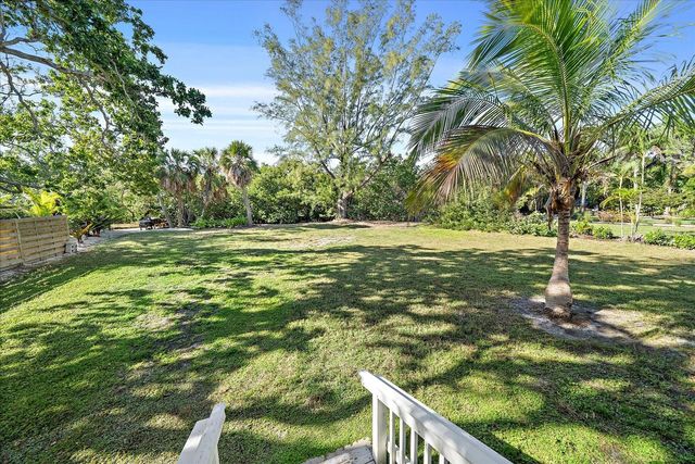 6841 LONGBOAT DRIVE S, Longboat Key, FL 34228