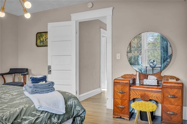 6011 Ellen Avenue, Cleveland, OH 44102