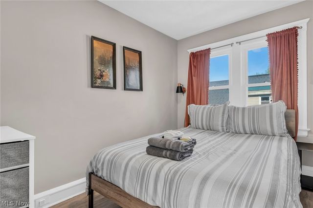 6011 Ellen Avenue, Cleveland, OH 44102