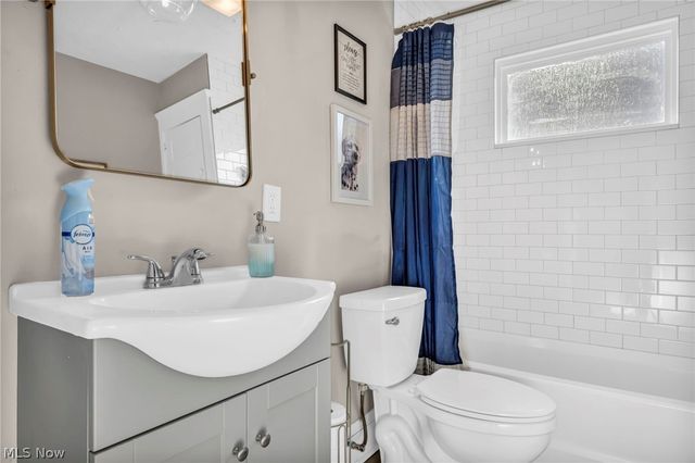 6011 Ellen Avenue, Cleveland, OH 44102