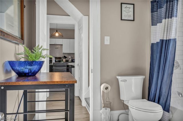 6011 Ellen Avenue, Cleveland, OH 44102