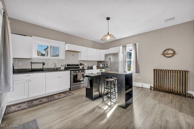 6011 Ellen Avenue, Cleveland, OH 44102