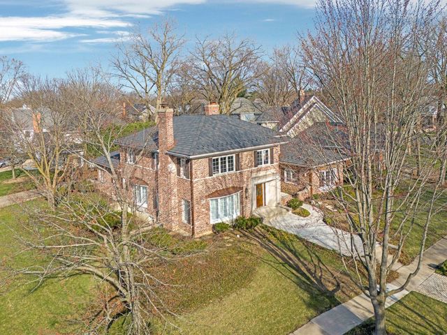471 Stagecoach, Glen Ellyn, IL 60137