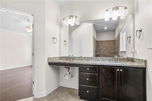 726 Retreat Woods Way, Dacula, GA 30019