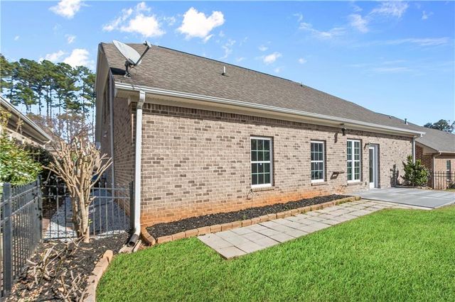726 Retreat Woods Way, Dacula, GA 30019