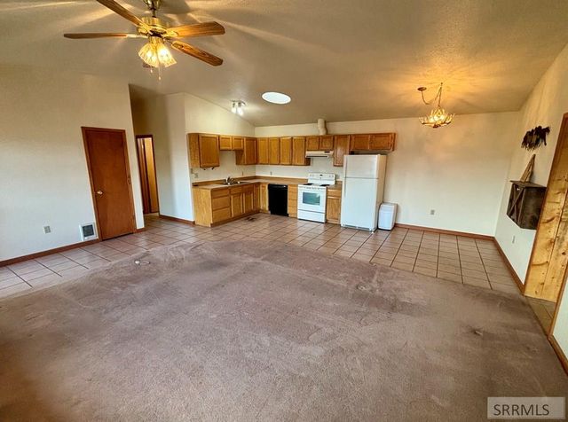 31 Old Leesburg Road, Salmon, ID 83467