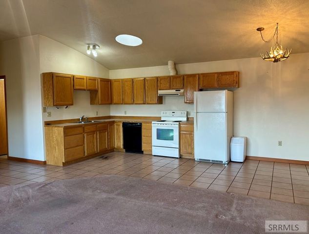 31 Old Leesburg Road, Salmon, ID 83467