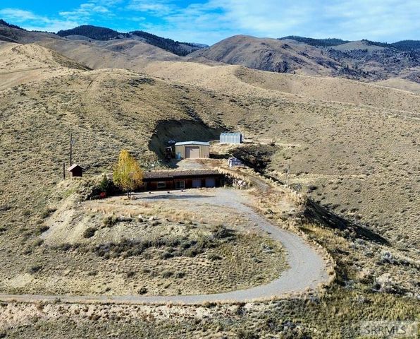 31 Old Leesburg Road, Salmon, ID 83467