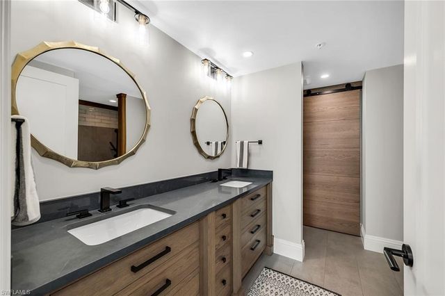 3000 Oasis Grand BLVD 1004, Fort Myers, FL 33916