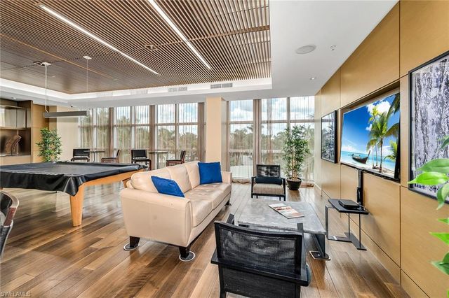 3000 Oasis Grand BLVD 1004, Fort Myers, FL 33916