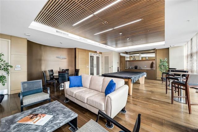 3000 Oasis Grand BLVD 1004, Fort Myers, FL 33916