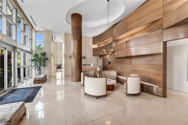 3000 Oasis Grand BLVD 1004, Fort Myers, FL 33916