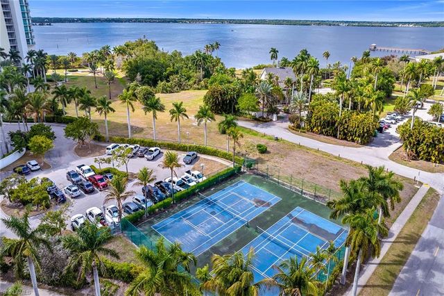 3000 Oasis Grand BLVD 1004, Fort Myers, FL 33916