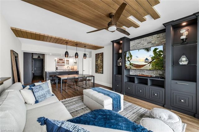 3000 Oasis Grand BLVD 1004, Fort Myers, FL 33916