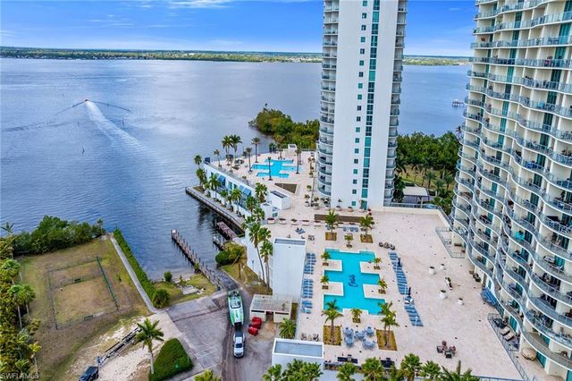 3000 Oasis Grand BLVD 1004, Fort Myers, FL 33916