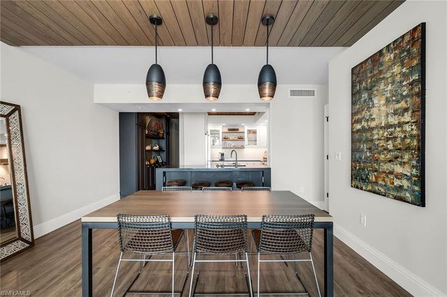 3000 Oasis Grand BLVD 1004, Fort Myers, FL 33916