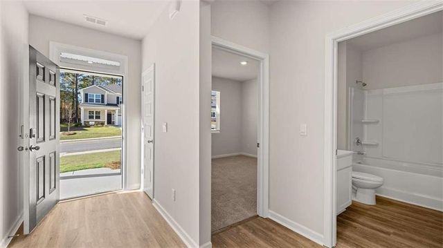 339 Friendship Oak Way Lane, Hampton, GA 30228