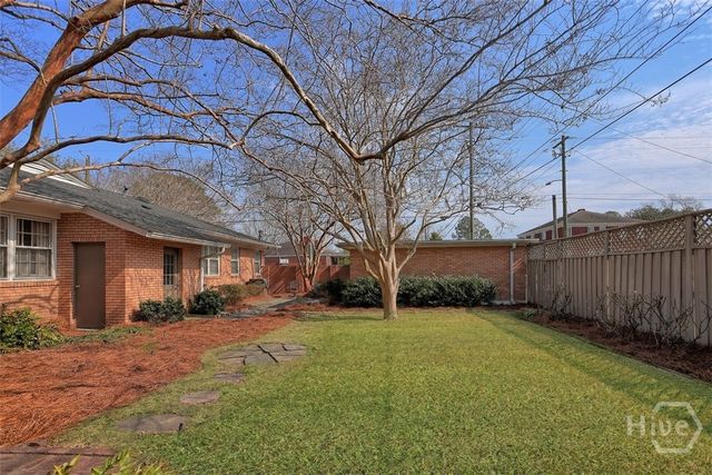 533 E 52 Street, Savannah, GA 31405