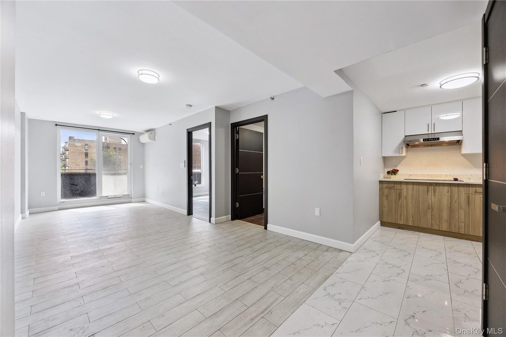 35-20 146th Street 3B, Flushing, NY 11354 — photo 4