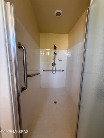 8050 W Crowned Eagle Court, Tucson, AZ 85757