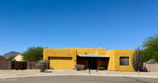 8050 W Crowned Eagle Court, Tucson, AZ 85757
