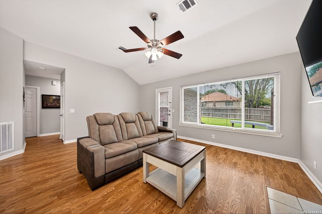 2532 GROVE PARK, Schertz, TX 78154