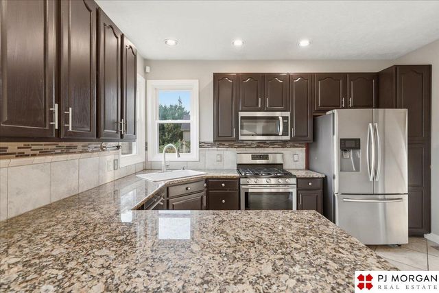 4504 N 167th Street, Omaha, NE 68116
