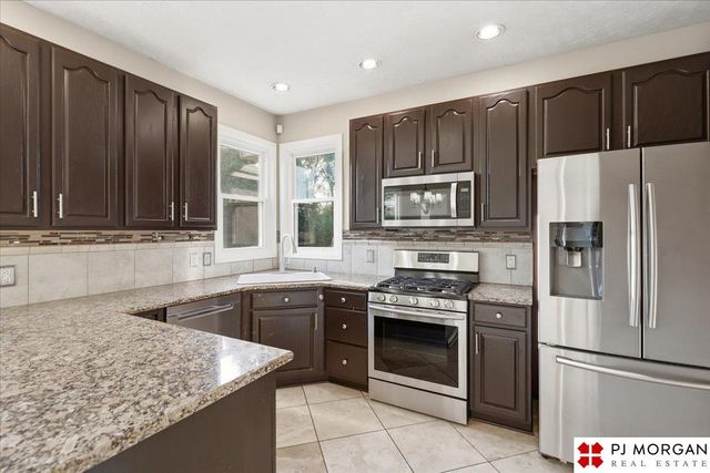 4504 N 167th Street, Omaha, NE 68116